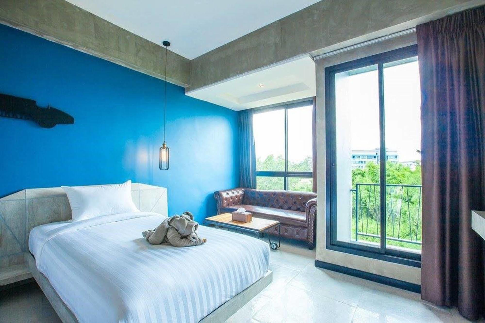 Loft Mania Boutique Hotel Chumphon Exterior foto